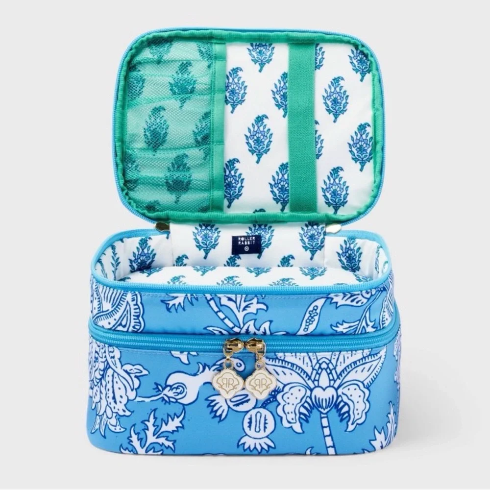 Roller Rabbit Soft Vanity Case - Picture 2 of 3